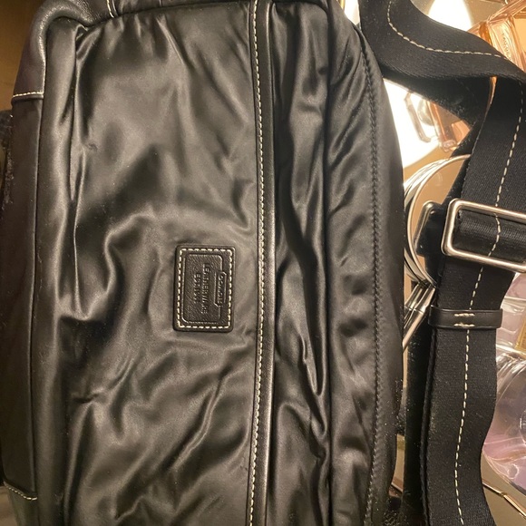 Coach Handbag - Picture 3 of 6